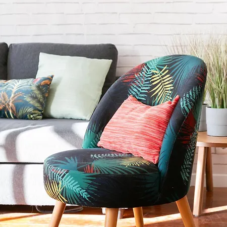 Beautiful Small Penthouse With Air Conditioner! Apartament *